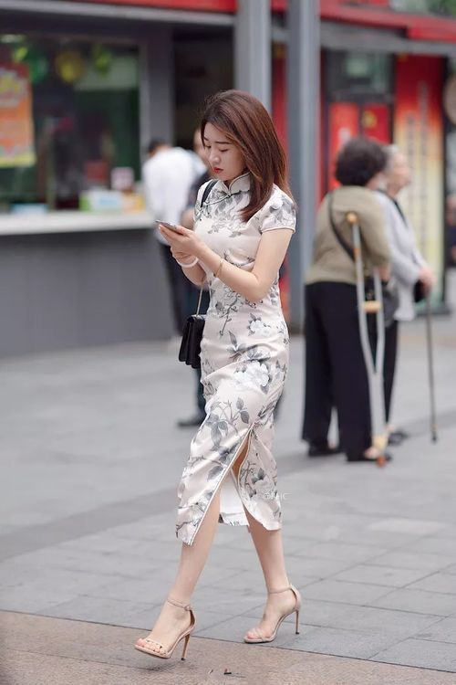 高跟我最美,高跟鞋:女性的魅力之源